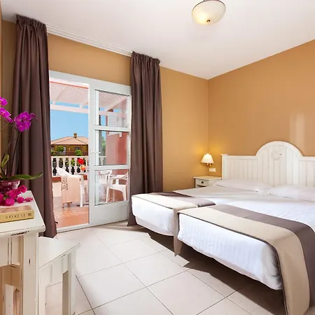 El Duque Apartahotel 4*