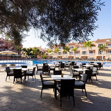 Apartmanhotel El Duque 4*