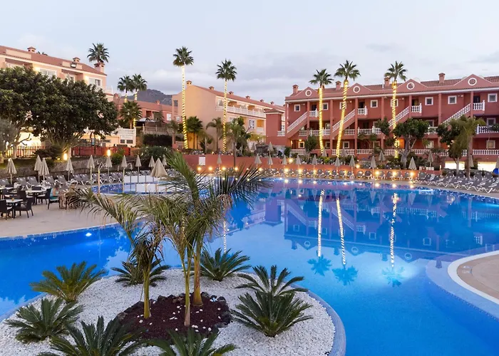 El Duque 4* アデヘ