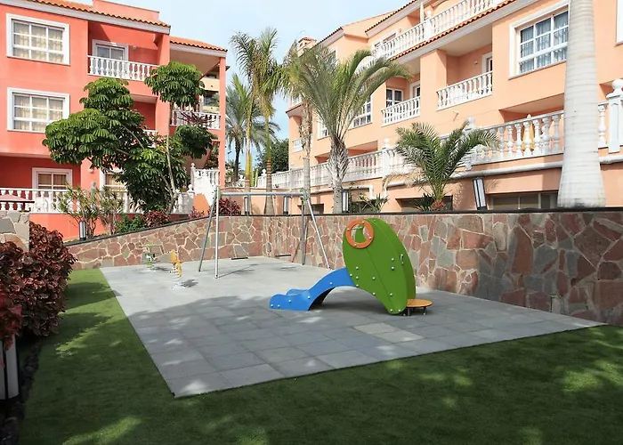 アパート El Duque アデヘ