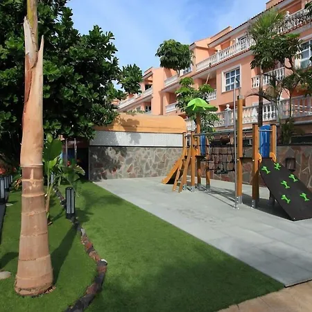 Apartment El Duque 4*